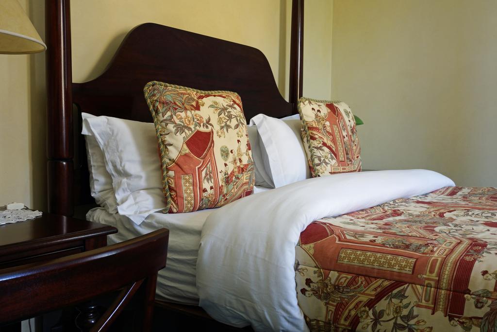 Victoria House Hotel Cape Town Exterior photo